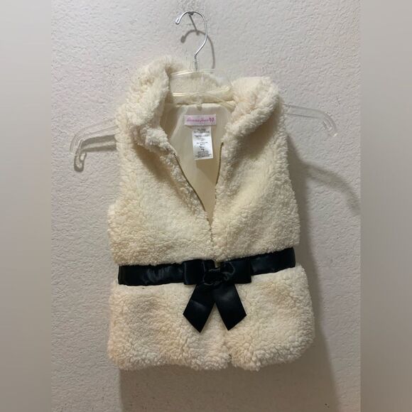 Bonnie Jean White Faux Fur Vest 5 - Picture 1 of 8